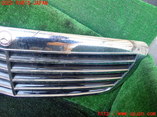 1UPJ-40501050]ベンツ S550 ロング(221171 W221)ラジエターグリル 中古_m0002.jpg