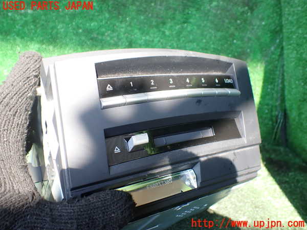 1UPJ-40506505]ベンツ S550 ロング(221171 W221)CDチェンジャー 中古_m0002.jpg