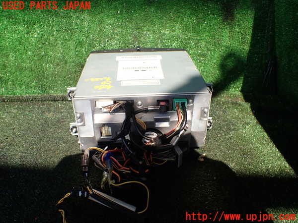 1UPJ-40506505]ベンツ S550 ロング(221171 W221)CDチェンジャー 中古_m0003.jpg