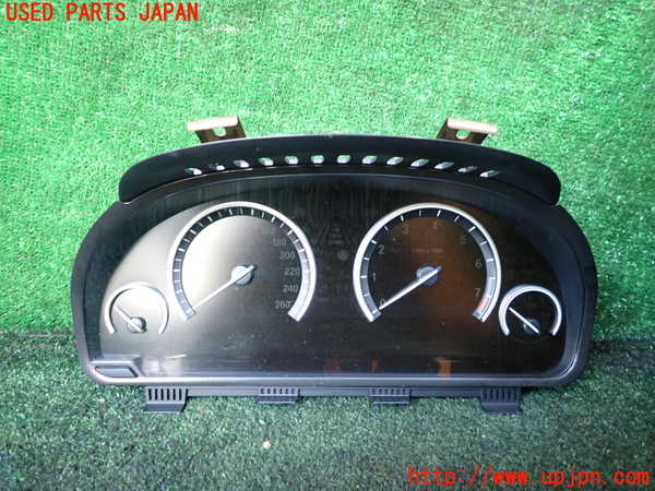 1UPJ-40526170]BMW アクティブハイブリッド5 F10(AH5)(FZ35)スピードメーター 中古_m0001.jpg