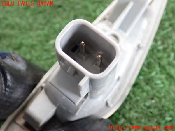 2UPJ-40531160]ロードスター(ND5RC)右ウィンカーレンズ 中古_m0003.jpg