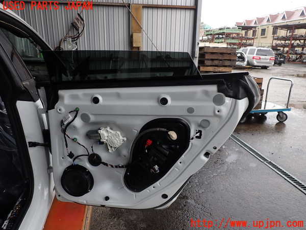 2UPJ-40561290]VW アルテオン シューティングブレーク(3HDNUF)右後ドア 中古(43R-011600 M5550)_m0002.jpg
