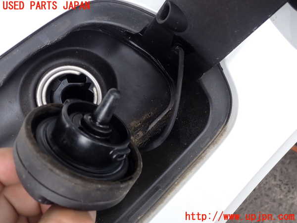 2UPJ-40561690]VW アルテオン シューティングブレーク(3HDNUF)フューエルリッド 中古_m0004.jpg