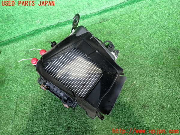 2UPJ-40562322]VW アルテオン シューティングブレーク(3HDNUF)ラジエーター2 中古_m0001.jpg