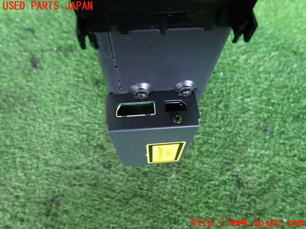 2UPJ-40586505]ベンツ SL350(230467)(R230)CDチェンジャー (ジャンク品) 中古_m0004.jpg