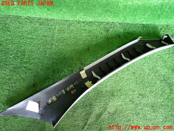 2UPJ-40587660]ベンツ SL350(230467)(R230)左フロントピラートリム 中古_m0004.jpg