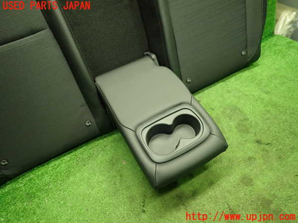 1UPJ-40627385]WR-V(DG5)リアシート 中古_m0003.jpg
