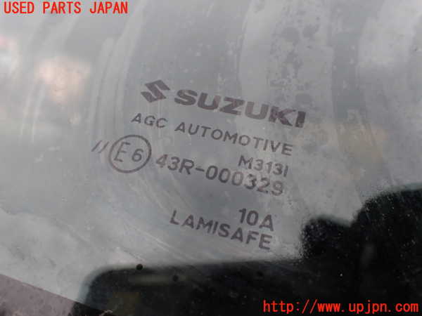 1UPJ-40641195]ジムニー(JB64W)フロントガラス 中古(43R-000329 M313I)_m0004.jpg