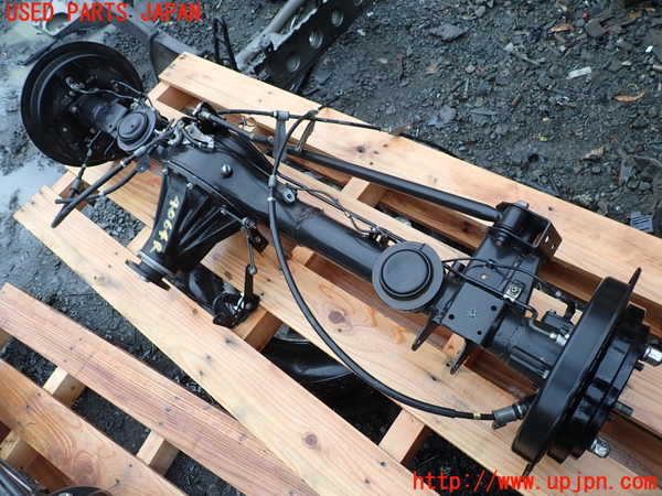 1UPJ-40644400]ジムニー(JB64W)リアデフホーシング 中古_m0001.jpg