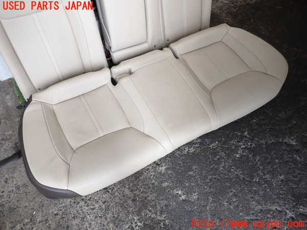 2UPJ-40717385]クライスラー・300(LX36)リアシート 中古_m0003.jpg