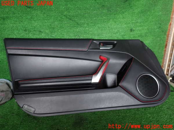 2UPJ-40721264]８６(BRZ)(ZN6)左ドア内張り 中古_m0001.jpg