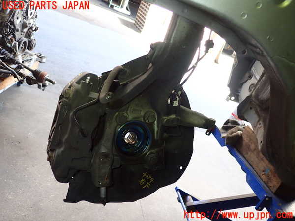 2UPJ-40744290]レジェンド(KB2)右フロントナックルハブ 中古_m0002.jpg