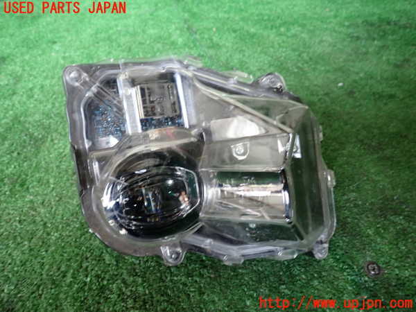 1UPJ-40761180]レクサス・UX250h(MZAH10)右フォグ ジャンク 中古_m0001.jpg