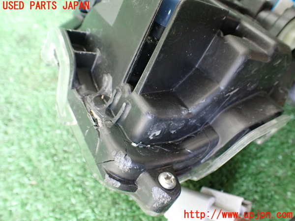 1UPJ-40761180]レクサス・UX250h(MZAH10)右フォグ ジャンク 中古_m0005.jpg