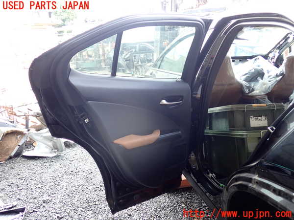 1UPJ-40761320]レクサス・UX250h(MZAH10)左後ドア 中古 NSG M3Q8 43R-003021_m0002.jpg