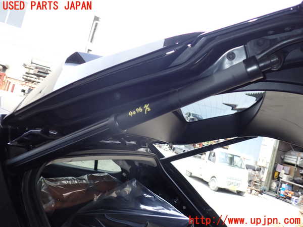 1UPJ-40761584]レクサス・UX250h(MZAH10)リアゲートダンパー 中古_m0002.jpg