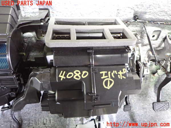 1UPJ-40806081]ソリオ(MA37S)エバポレーター1 中古_m0002.jpg