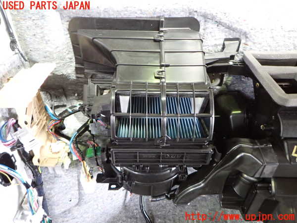1UPJ-40806081]ソリオ(MA37S)エバポレーター1 中古_m0003.jpg