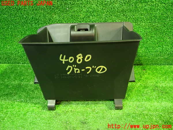 1UPJ-40807516]ソリオ(MA37S)グローブボックス1 中古_m0003.jpg
