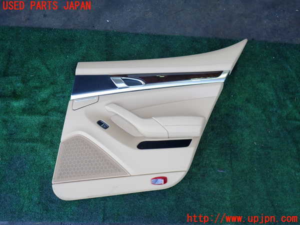 2UPJ-40851294]ポルシェ・パナメーラ(970M46(改))右後ドア内張り 中古_m0001.jpg