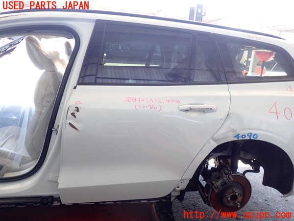 2UPJ-40901320]ボルボ・V60(ZB420TM)左後ドア (ジャンク品) 中古(43R-011795 M12385)_m0001.jpg