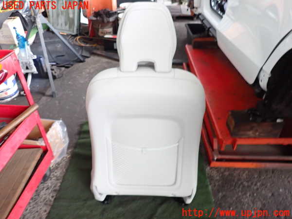 2UPJ-40907065]ボルボ・V60(ZB420TM)助手席シート 中古_m0005.jpg