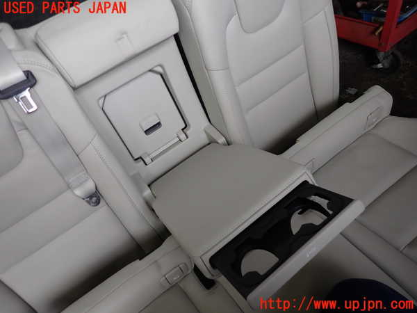 2UPJ-40907385]ボルボ・V60(ZB420TM)リアシート 中古_m0002.jpg