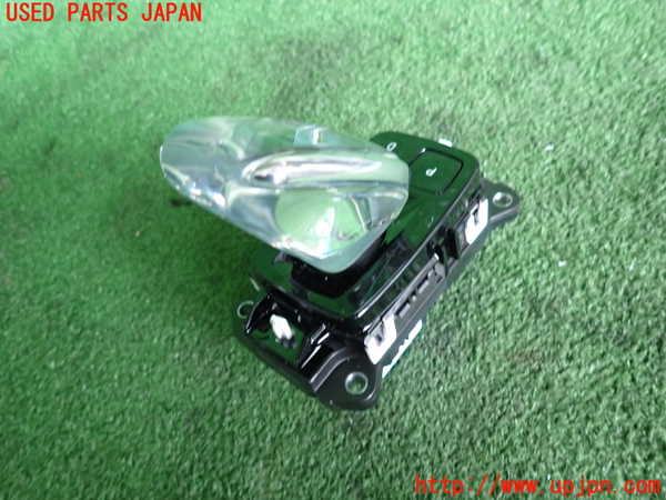 2UPJ-40907555]ボルボ・V60(ZB420TM)ATシフトレバー 中古_m0002.jpg