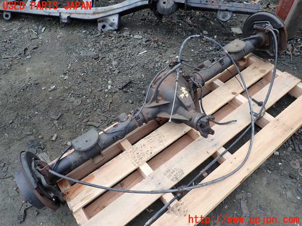 1UPJ-40924400]ハマーH3(不明)リアデフホーシング 中古_m0002.jpg