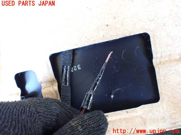 1UPJ-40947761]クラウン クロスオーバー(AZSH35)トノカバー1 中古_m0003.jpg