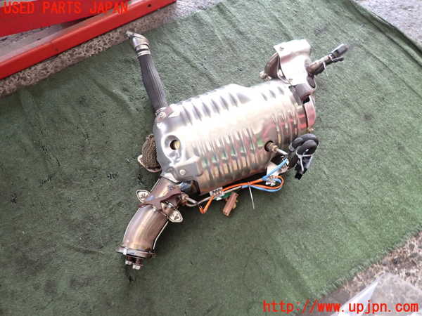 2UPJ-40972661]ジャガー・XF(JB2NA)触媒1 中古_m0003.jpg