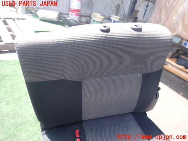 2UPJ-41007175]NV350 キャラバン バン(VR2E26)左2列目シート 中古_m0002.jpg