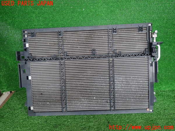 2UPJ-41016031]ベンツ S550 W221(221071)エアコンコンデンサー1 中古_m0002.jpg