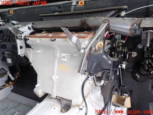 2UPJ-41026081]クラウン エステート(JZS175W)エバポレーター1 中古_m0004.jpg