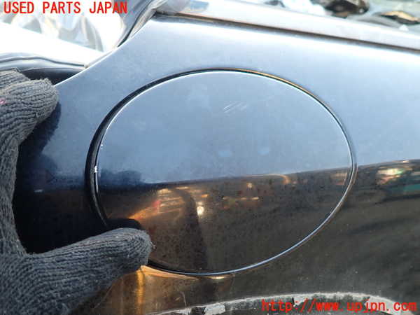 1UPJ-41051690]ベンツ SL500 R230(230475)フューエルリッド 中古_m0001.jpg