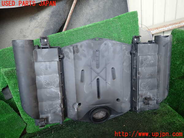 1UPJ-41052560]ベンツ SL500 R230(230475)エアクリーナーボックス 中古_m0002.jpg