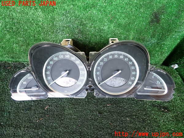 1UPJ-41056170]ベンツ SL500 R230(230475)スピードメーター 中古_m0001.jpg