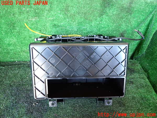 1UPJ-41057842]ベンツ SL500 R230(230475)小物入れ2 中古_m0004.jpg