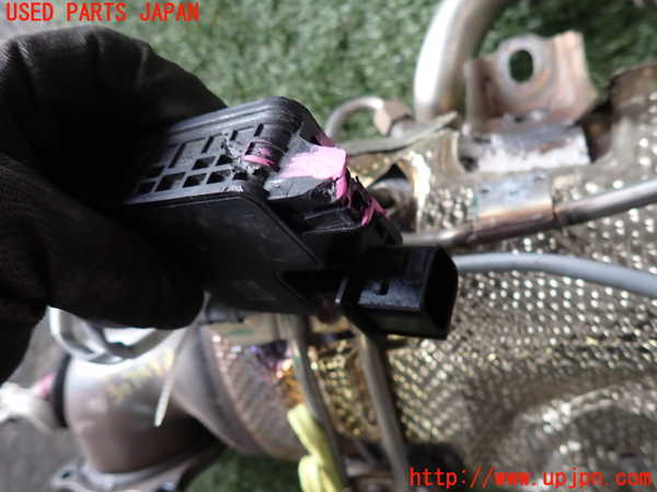 2UPJ-41082661]アルファロメオ・ステルヴィオ(94920)触媒1 中古_m0004.jpg