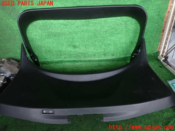 2UPJ-41081578]アルファロメオ・ステルヴィオ(94920)バックドア内張り 中古_m0001.jpg