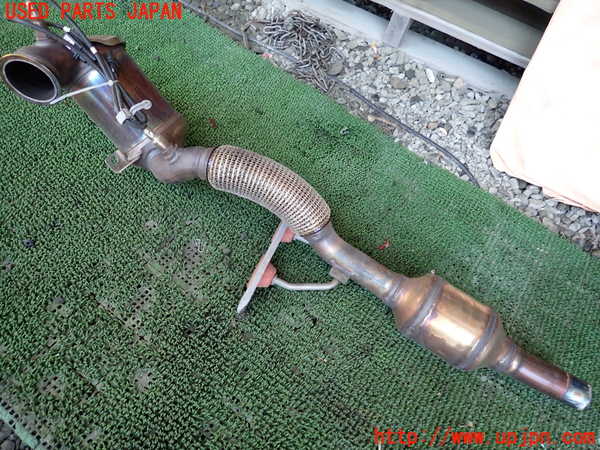 1UPJ-41092661]VW・T-Cross(ティークロス)(C1DKR)触媒1 中古_m0002.jpg
