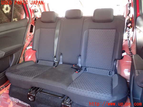 1UPJ-41097385]VW・T-Cross(ティークロス)(C1DKR)リアシート 中古_m0001.jpg