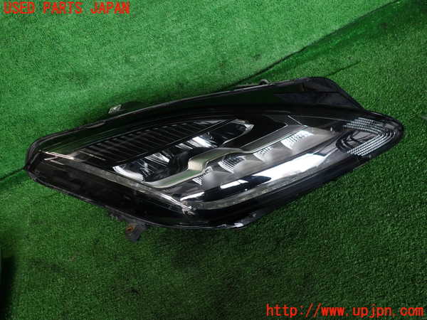 2UPJ-41111130]ジャガー・Eペイス(DF2NA)右ヘッドライト LED 中古_m0001.jpg