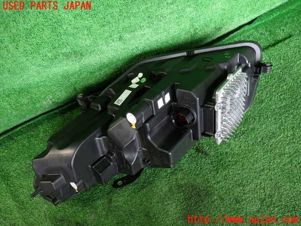 2UPJ-41111130]ジャガー・Eペイス(DF2NA)右ヘッドライト LED 中古_m0002.jpg