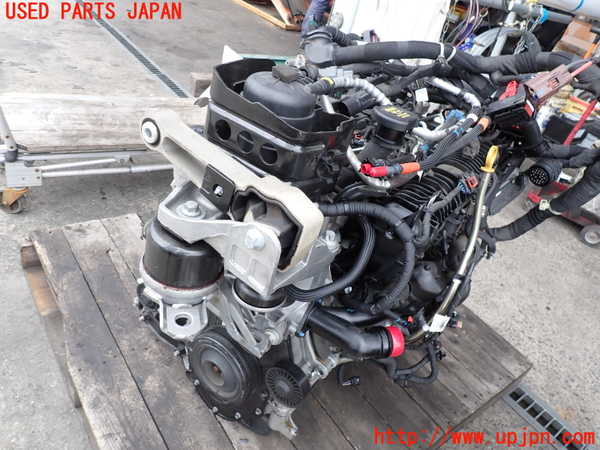 2UPJ-41112010]ジャガー・Eペイス(DF2NA)エンジン 204DT 4WD 中古_m0001.jpg