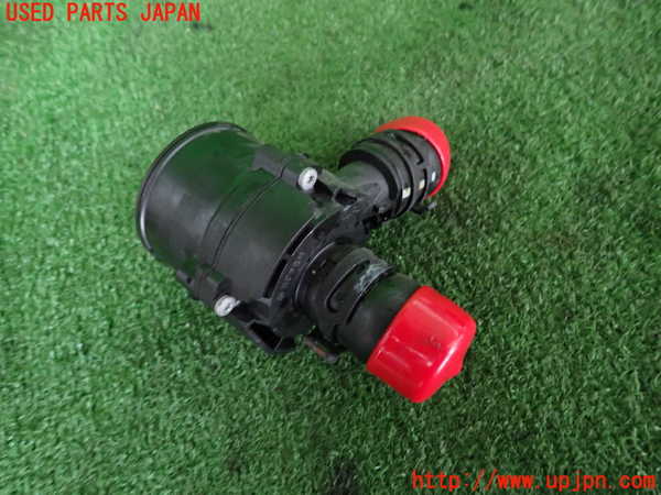 2UPJ-41112110]ジャガー・Eペイス(DF2NA)ウォーターポンプ 中古_m0002.jpg