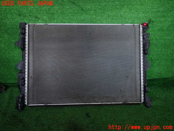 2UPJ-41112321]ジャガー・Eペイス(DF2NA)ラジエーター1 中古_m0001.jpg