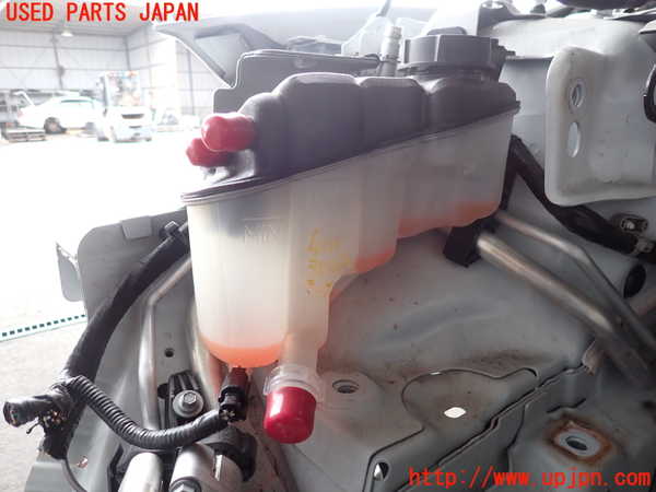 2UPJ-41112410]ジャガー・Eペイス(DF2NA)ラジエータータンク 中古_m0002.jpg