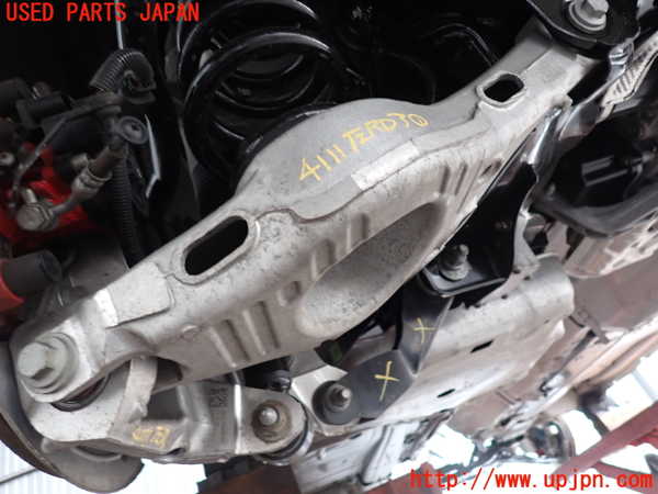 2UPJ-41115226]ジャガー・Eペイス(DF2NA)左リアロアアーム1 中古_m0001.jpg