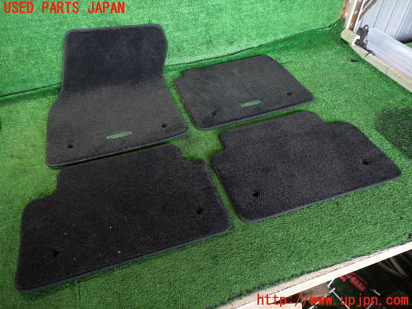 2UPJ-41117800]ジャガー・Eペイス(DF2NA)フロアマット 中古_m0001.jpg